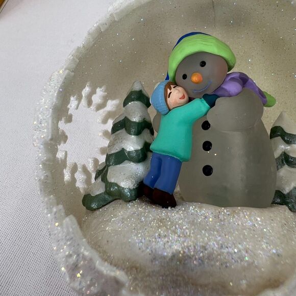Hallmark Keepsake Ornament Set Snow Day Magic Christmas Window club exclusive - Picture 7 of 12